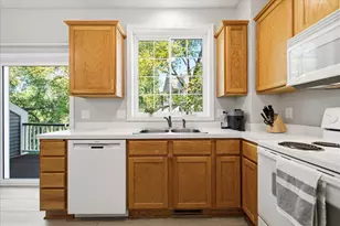 10512 8th Ave N, Plymouth, MN 55441 - Photo 9