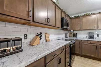 2636 101st Lane N, Brooklyn Park, MN 55444 - Photo 7
