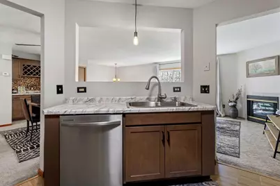 2636 101st Lane N, Brooklyn Park, MN 55444 - Photo 9