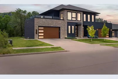 3013 Red Clover Street, Holmen, WI 54636 - Photo 3