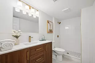 18121 Covington Path, Minnetonka, MN 55345 - Photo 19