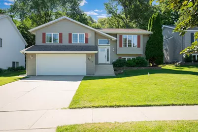 2312 21st Avenue SE, Rochester, MN 55904 - Photo 1