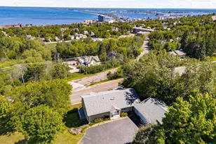 1002 Martha St, Duluth, MN 55805 - Photo 3