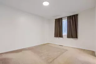 6032 Upper 51st St N, Oakdale, MN 55128 - Photo 15