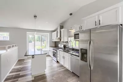6032 Upper 51st Street N, Oakdale, MN 55128 - Photo 3