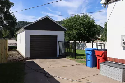 865 Gilmore Avenue, Winona, MN 55987 - Photo 19