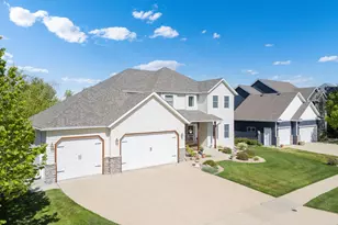3621 Hart Ln SW, Rochester, MN 55902 - Photo 3