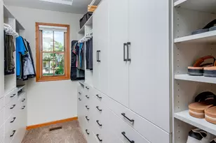 814 New Century Blvd S, Maplewood, MN 55119 - Photo 23