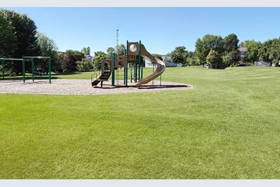 814 New Century Boulevard S, Maplewood, MN 55119 - Photo 41
