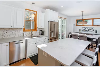 814 New Century Boulevard S, Maplewood, MN 55119 - Photo 11