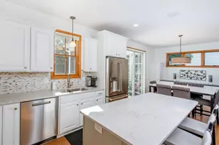 814 New Century Blvd S, Maplewood, MN 55119 - Photo 11