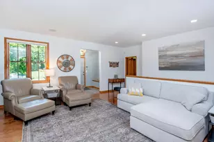 814 New Century Blvd S, Maplewood, MN 55119 - Photo 5