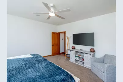 814 New Century Boulevard S, Maplewood, MN 55119 - Photo 19