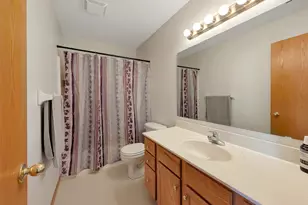 817 Daniel Dr, Belle Plaine, MN 56011 - Photo 11