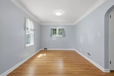 1877 Lacrosse Avenue, Saint Paul, MN 55119 - Photo 31