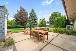 3217 36th Ave NE, Saint Anthony, MN 55418 - Photo 31