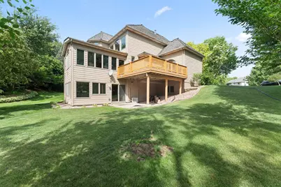 4470 Garland Lane N, Plymouth, MN 55446 - Photo 5