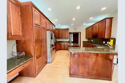 4470 Garland Lane N, Plymouth, MN 55446 - Photo 11