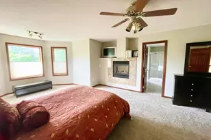 4470 Garland Ln N, Plymouth, MN 55446 - Photo 19