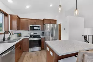419 Skogen Dr, Kenyon, MN 55946 - Photo 13