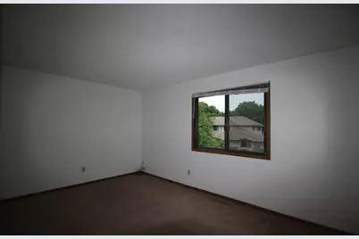 2507 Brookdale Lane, Brooklyn Park, MN 55444 - Photo 9