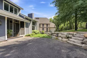 8601 Chalet Rd, Bloomington, MN 55438 - Photo 3