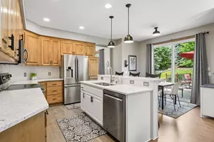 3505 Olive Ln N, Plymouth, MN 55447 - Photo 9