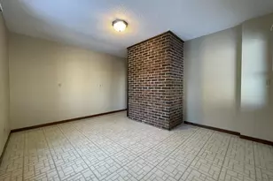 602 E 1st St, Waconia, MN 55387 - Photo 13