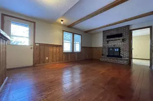 602 E 1st St, Waconia, MN 55387 - Photo 7
