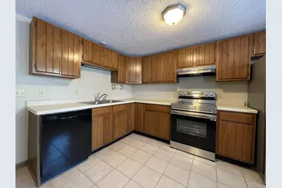 602 E 1st Street, Waconia, MN 55387 - Photo 5