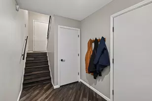 190 Wentworth Ave W, West Saint Paul, MN 55118 - Photo 17