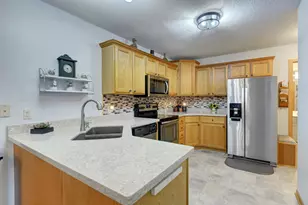 1644 Meadow Pl, Shakopee, MN 55379 - Photo 7