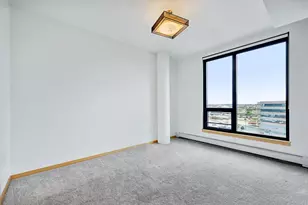 1240 S 2nd St, Minneapolis, MN 55415 - Photo 11