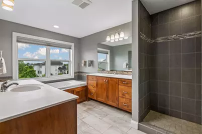 10412 Oregon Avenue N, Brooklyn Park, MN 55445 - Photo 27