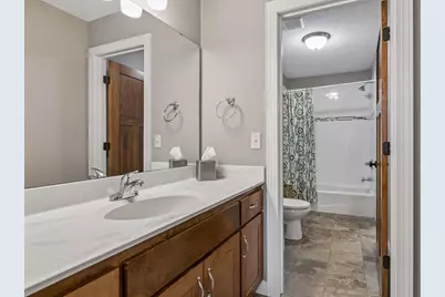 10412 Oregon Avenue N, Brooklyn Park, MN 55445 - Photo 39