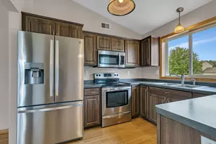 6612 Yosemite St, Saint Cloud, MN 56303 - Photo 3