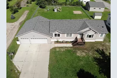 708 Irving Avenue SW, Wadena, MN 56482 - Photo 1
