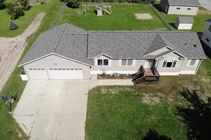 708 Irving Ave SW, Wadena, MN 56482 - Photo 1