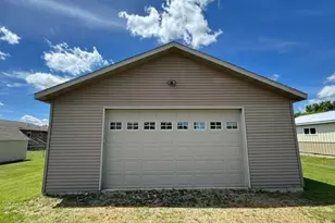 708 Irving Ave SW, Wadena, MN 56482 - Photo 15