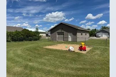 708 Irving Avenue SW, Wadena, MN 56482 - Photo 21