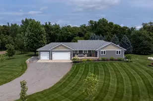 19436 Memory Cir, Hutchinson, MN 55350 - Photo 37