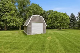 19436 Memory Cir, Hutchinson, MN 55350 - Photo 33