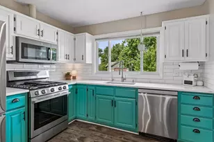 13761 Yosemite Ave S, Savage, MN 55378 - Photo 7