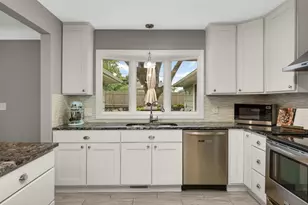 3018 Sumter Ave S, Saint Louis Park, MN 55426 - Photo 9