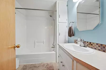 546 Erie Street SE, Hutchinson, MN 55350 - Photo 11