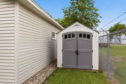546 Erie Street SE, Hutchinson, MN 55350 - Photo 27