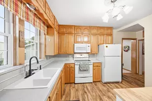 546 Erie St SE, Hutchinson, MN 55350 - Photo 5
