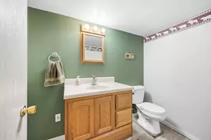 546 Erie St SE, Hutchinson, MN 55350 - Photo 17