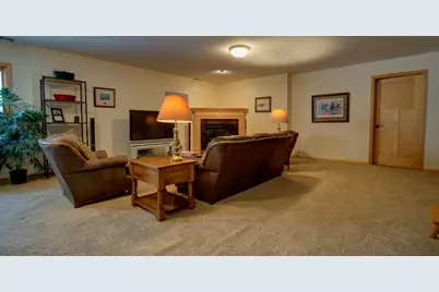 6065 Seamans Drive, Shorewood, MN 55331 - Photo 35