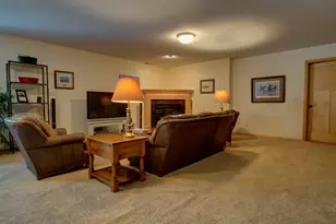 6065 Seamans Dr, Shorewood, MN 55331 - Photo 35